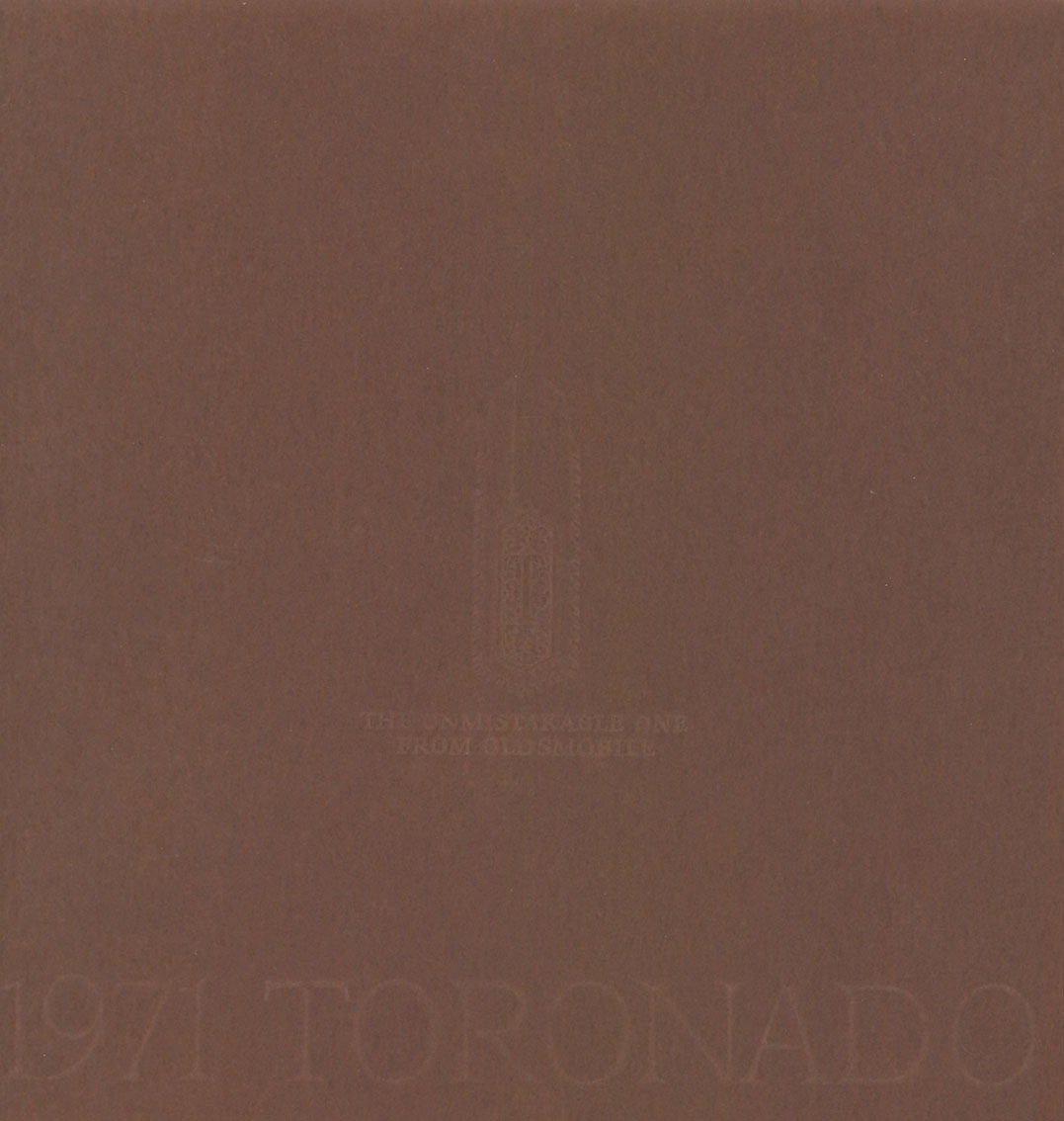 1971 OLDSMOBILE TORONADO BIG DLX COLOR CATALOG Dealer Brochure XLNT+ 